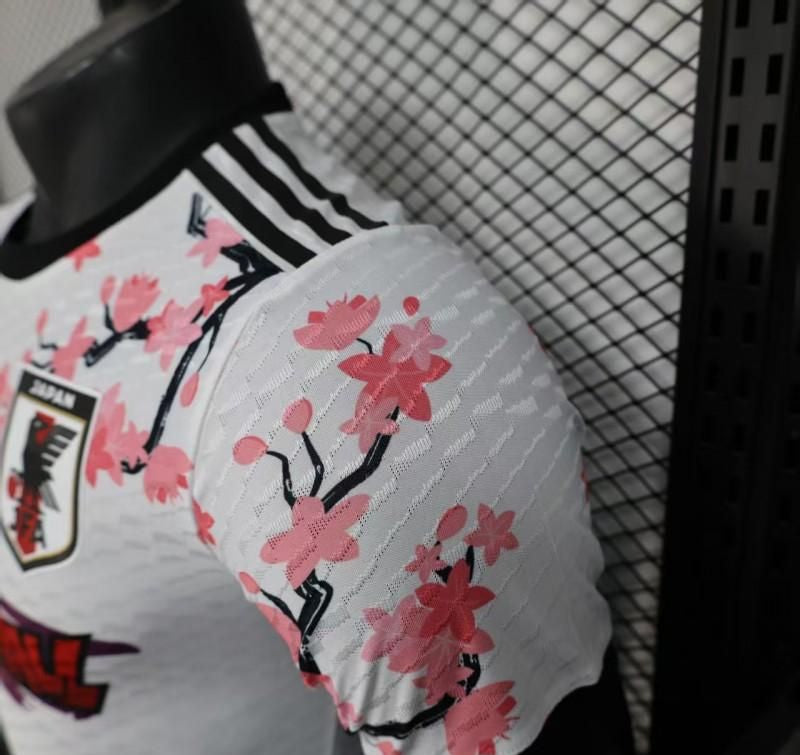 Camisa Japão 2025 Edição Anime Dragon Ball Z Branca Jogador