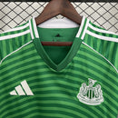 Camisa Newcastle 2025/26 II Away - Torcedor - Verde