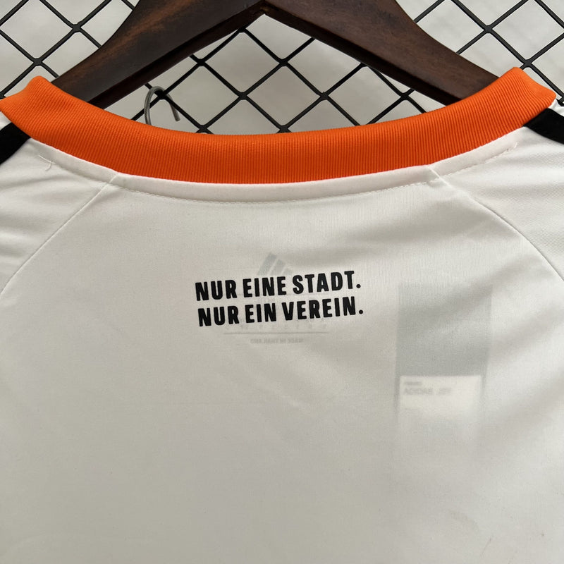 Camisa Frankfurt 25/26 I Home - Torcedor