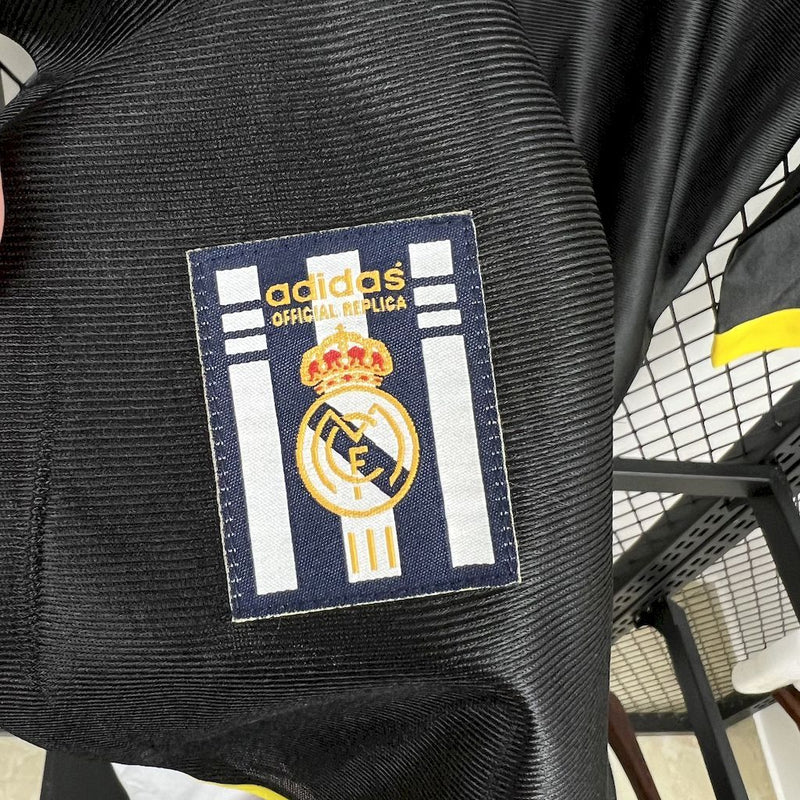 Camisa Retrô Real Madrid 1998/99 II Away - Manga Longa - Preta Com Dourado