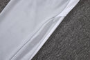 25/26 Conjunto Real Madrid 'Urban Purist' - Frio Zíper Longo - Branco