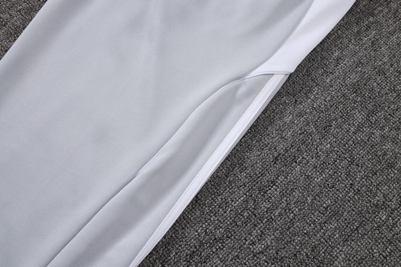 25/26 Conjunto Real Madrid 'Urban Purist' - Frio Zíper Longo - Branco