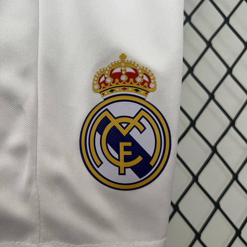 Conjunto Infantil Retrô - Real Madrid 2016/17 I Home