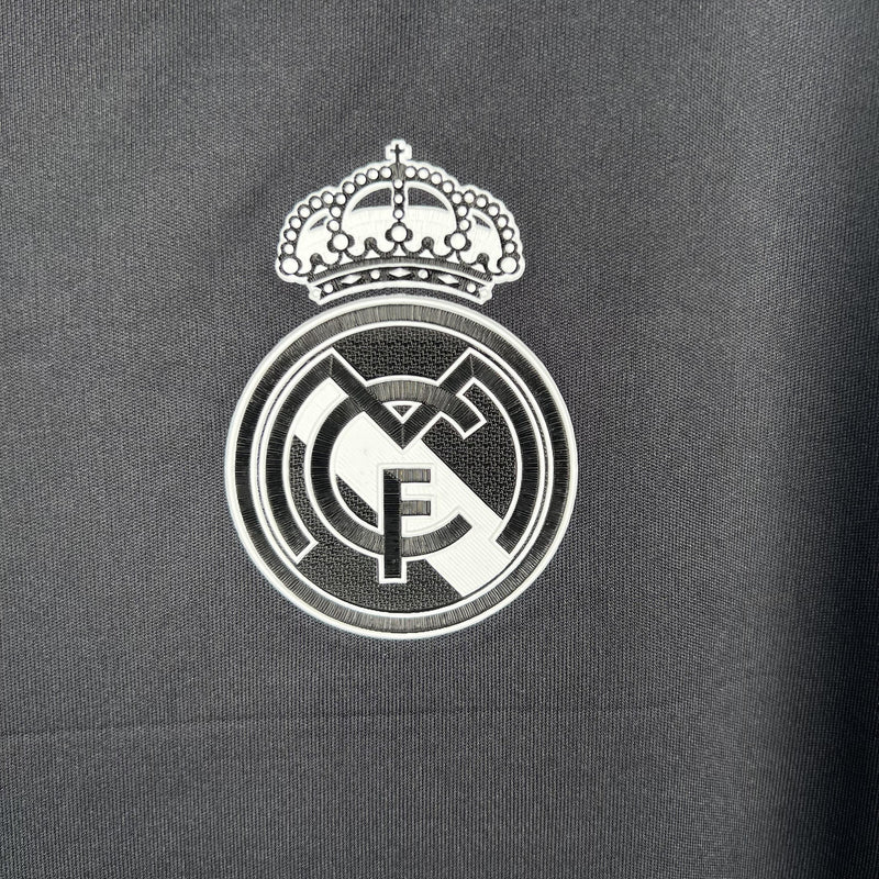 Camisa Retrô Real Madrid 2016/2017 III Third - Manga Longa Adidas