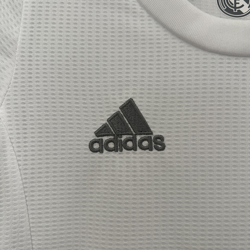 Conjunto Infantil Retrô - Real Madrid 2015/16 I Home