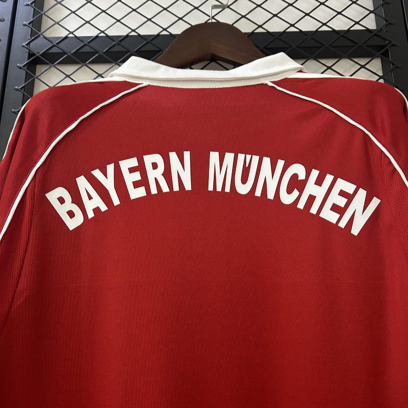 Camisa Retrô Bayern de Munique 2005/2006 I Home - Adidas
