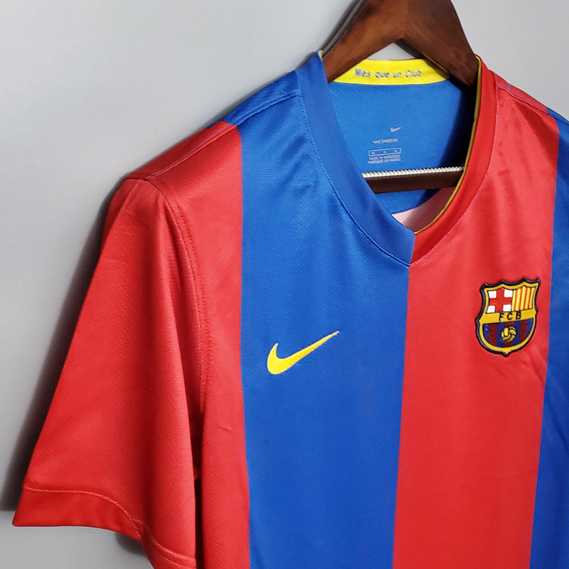 Camisa Retrô Barcelona 2006/2007 I Home - Nike