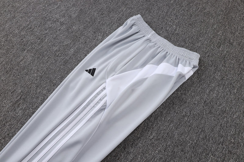 25/26 Conjunto Real Madrid 'Urban Purist' - Frio Zíper Longo - Branco