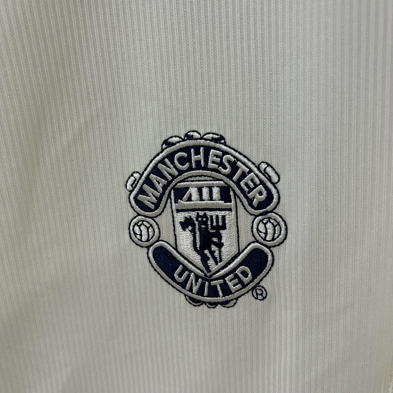 Camisa Retrô Manchester United 2000/2001 II Away - Branca - Umbro
