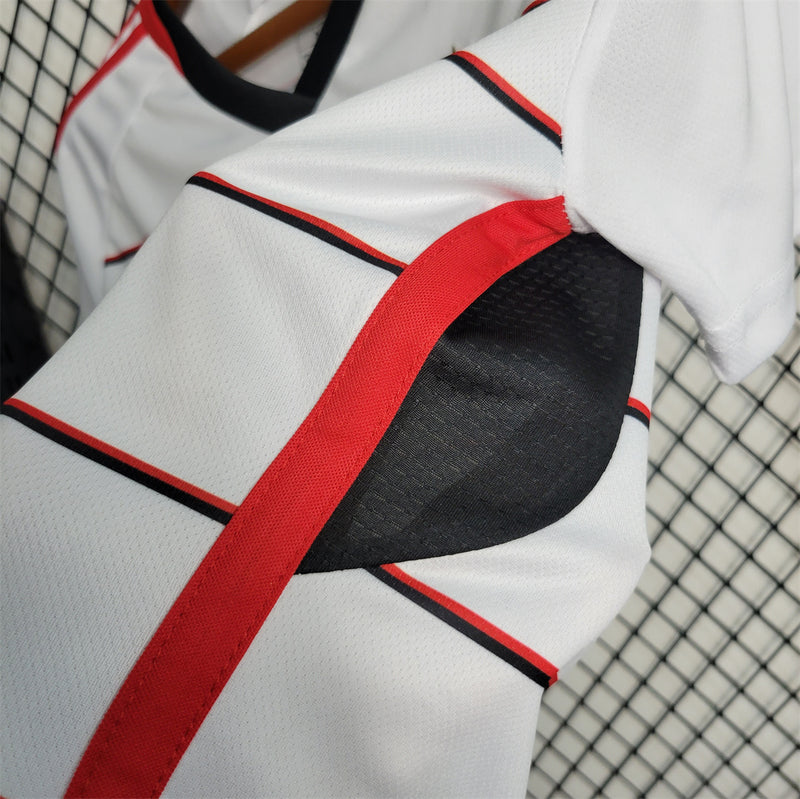 Camisa Flamengo 2023/24 II Away - Feminina - Branca