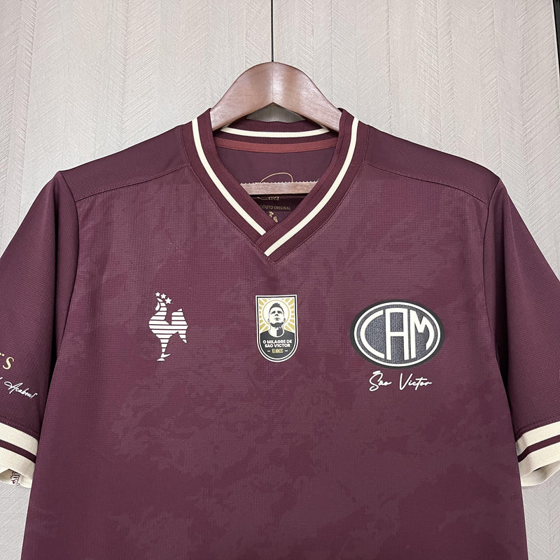 Camisa Atlético Mineiro 2023/24 Edição Comemorativa 'Santo Victor' - Torcedor - Vermelha