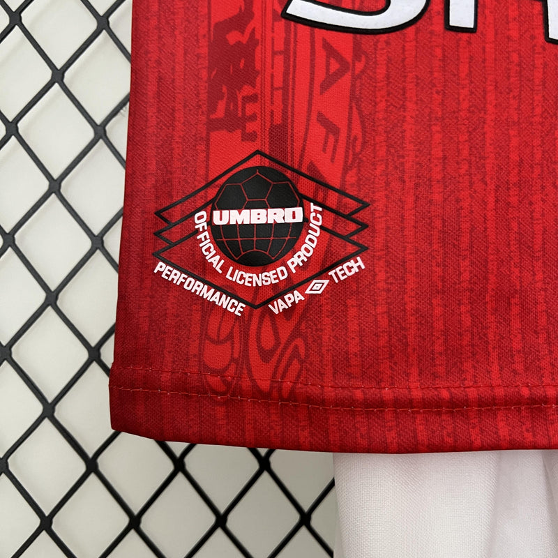 Conjunto Infantil Retrô - Manchester United 1996/97 I Home