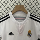 Conjunto Infantil Retrô - Real Madrid 2014/15 I Home
