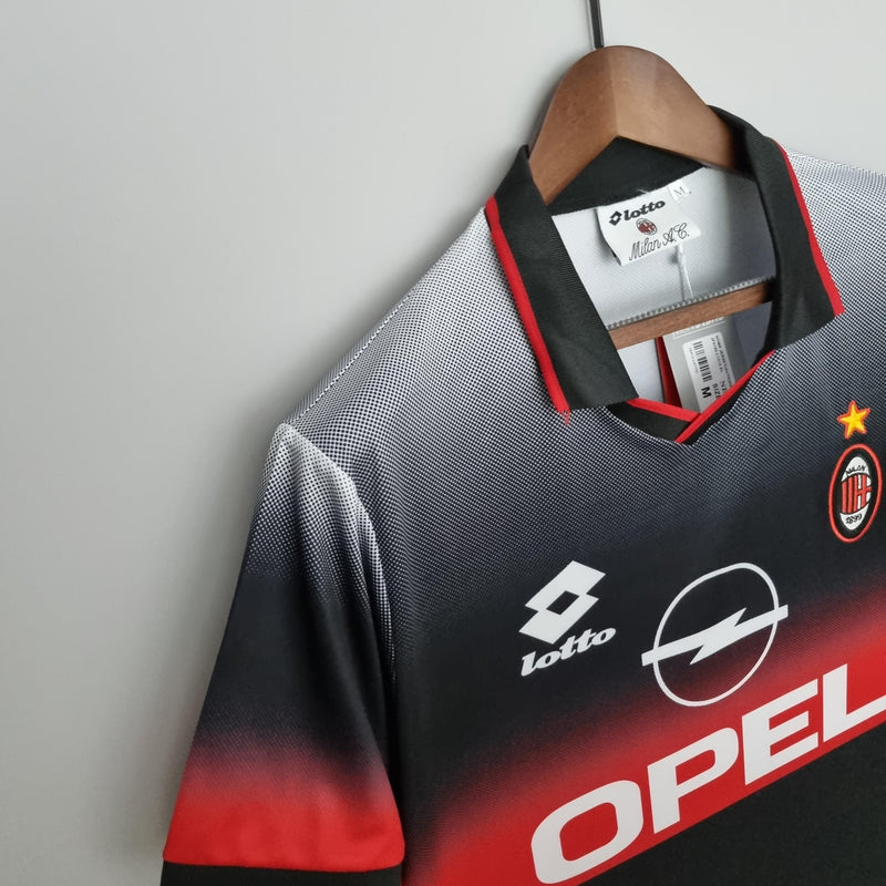 Camisa Retrô Milan 1995/1996 Preta