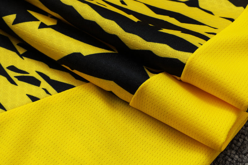 24/25 Conjunto Treino Borussia Dortmund - Frio Zíper Curto - Amarelo