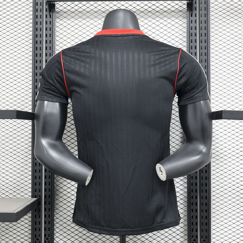 Camisa Manchester United Icons Preta 2025/2026 - Jogador Adidas