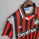 Camisa Retrô Manchester City 1994/1996 II Away - Vermelha - Umbro