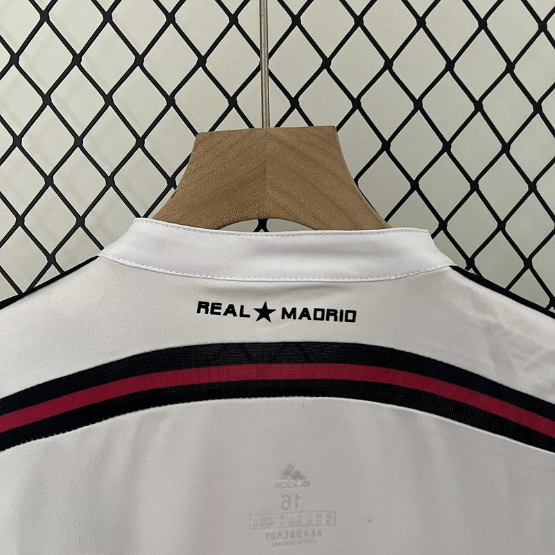 Conjunto Infantil Retrô - Real Madrid 2014/15 I Home