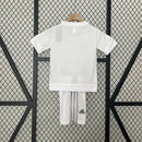 Conjunto Infantil Retrô - Real Madrid 2015/16 I Home