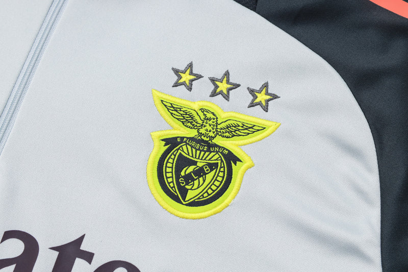 24/25 Conjunto Treino Benfica - Frio Zíper Curto - Cinza