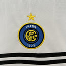 Camisa Retrô Inter de Milão 2004/2005 II Away - Branca - Nike