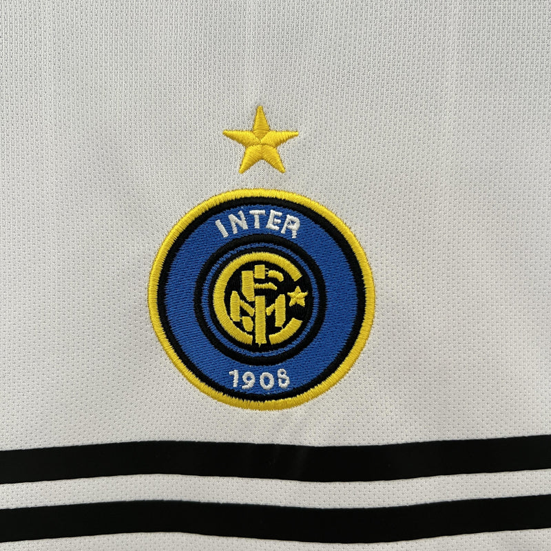 Camisa Retrô Inter de Milão 2004/2005 II Away - Branca - Nike