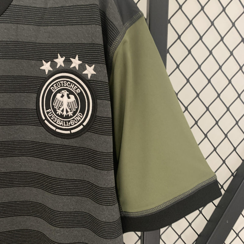 Camisa Retrô Alemanha 2016 II Away - Verde - Adidas
