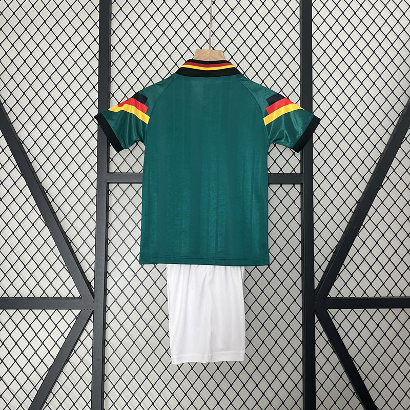 Conjunto Infantil Retrô - Alemanha 1992 II Away