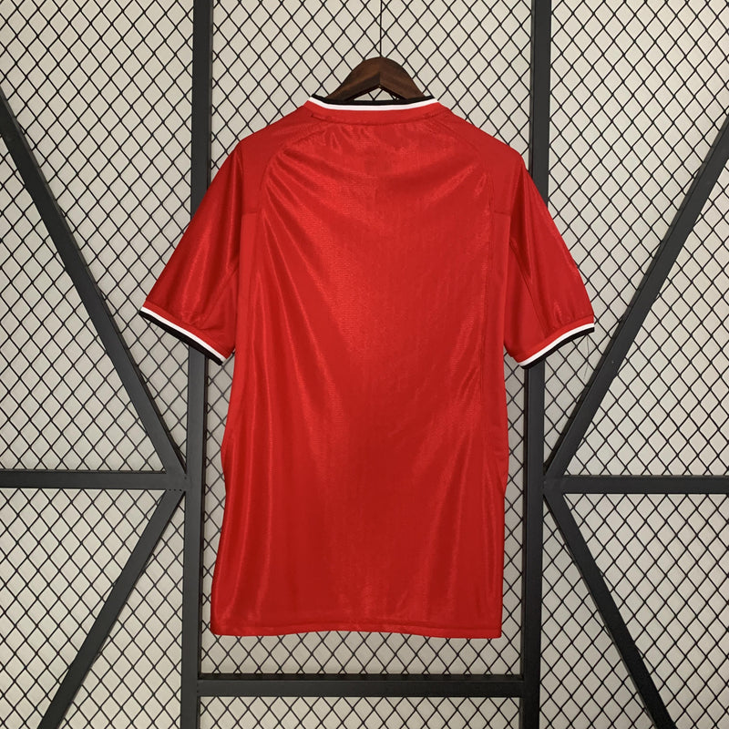Camisa Retrô Manchester United 2000/2002 I Home - Umbro