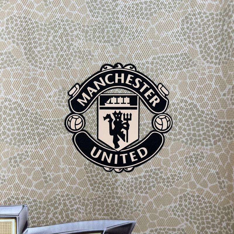 Camisa Retrô Manchester United 2019/2020 Away - Bege