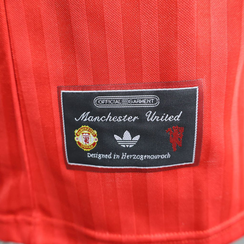 Camisa Manchester United Icons Vermelha 2025/2026 - Jogador Adidas