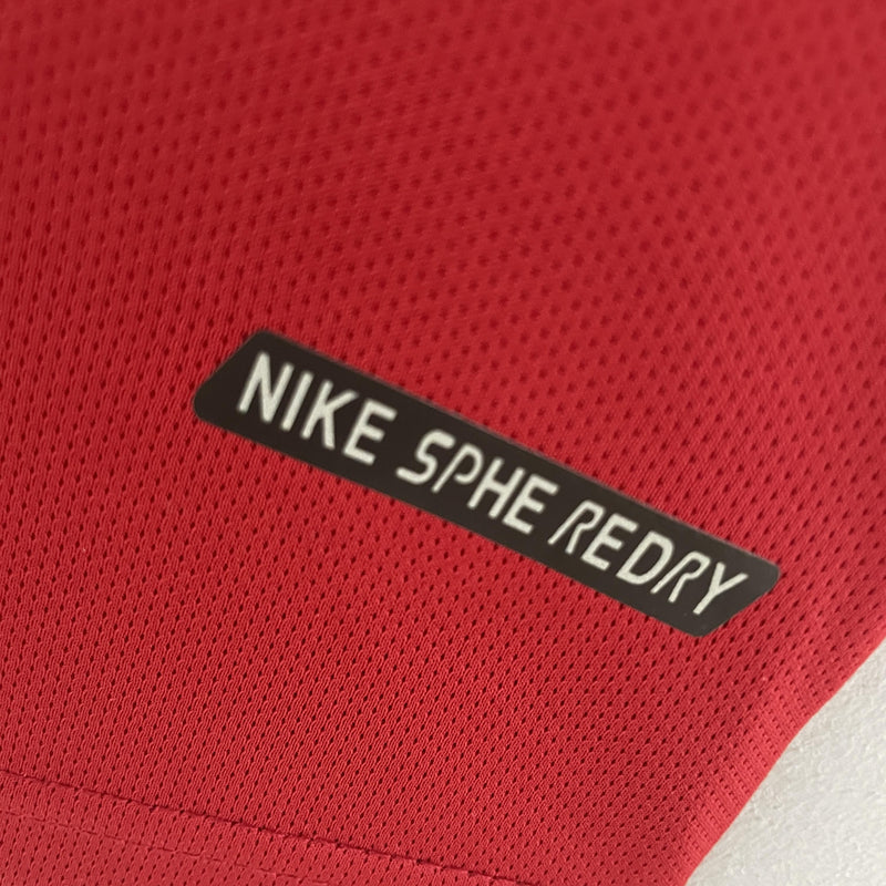 Camisa Retrô Portugal 2006 I Home - Nike