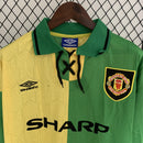 Camisa Retrô Manchester United 1992/1994 III Third - Canarinha - Manga Longa Umbro