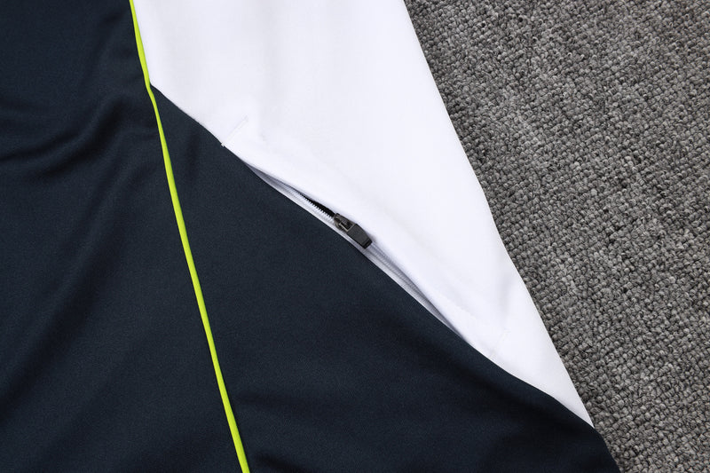 25/26 Conjunto Real Madrid 'Urban Purist' - Frio Zíper Longo - Preto