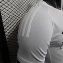 Camisa Arsenal 2025/2026 Treino - Jogador - Branca