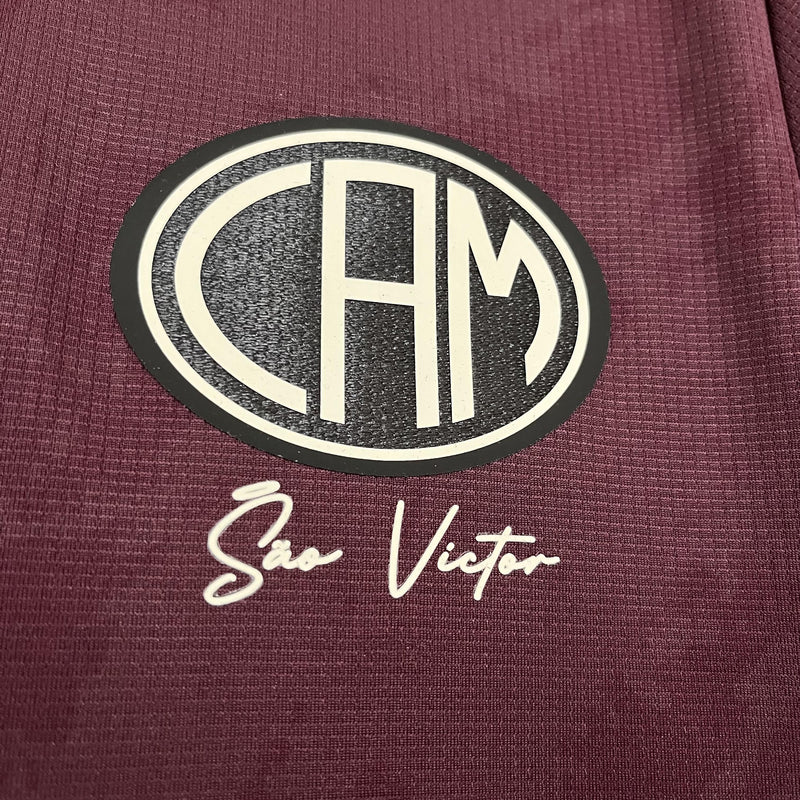 Camisa Atlético Mineiro 2023/24 Edição Comemorativa 'Santo Victor' - Torcedor - Vermelha
