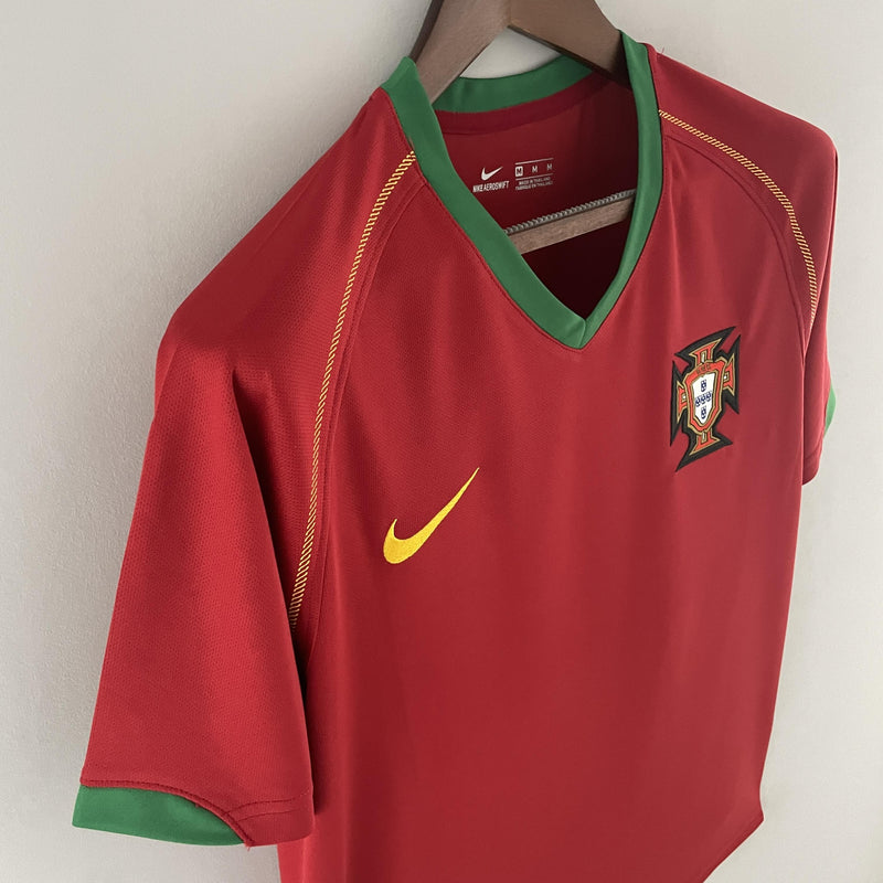 Camisa Retrô Portugal 2006 I Home - Nike
