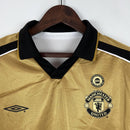 Camisa Retrô Manchester United 2001/2002 Dupla-Face