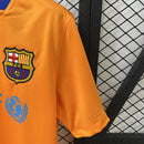 Camisa Retrô Barcelona 2006/2007 II Away - Laranja - Nike