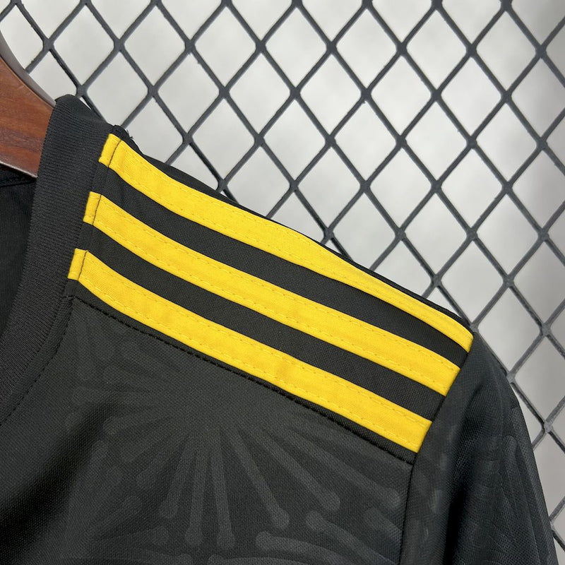 Camisa México De Ouro Preta 25/26 - Torcedor