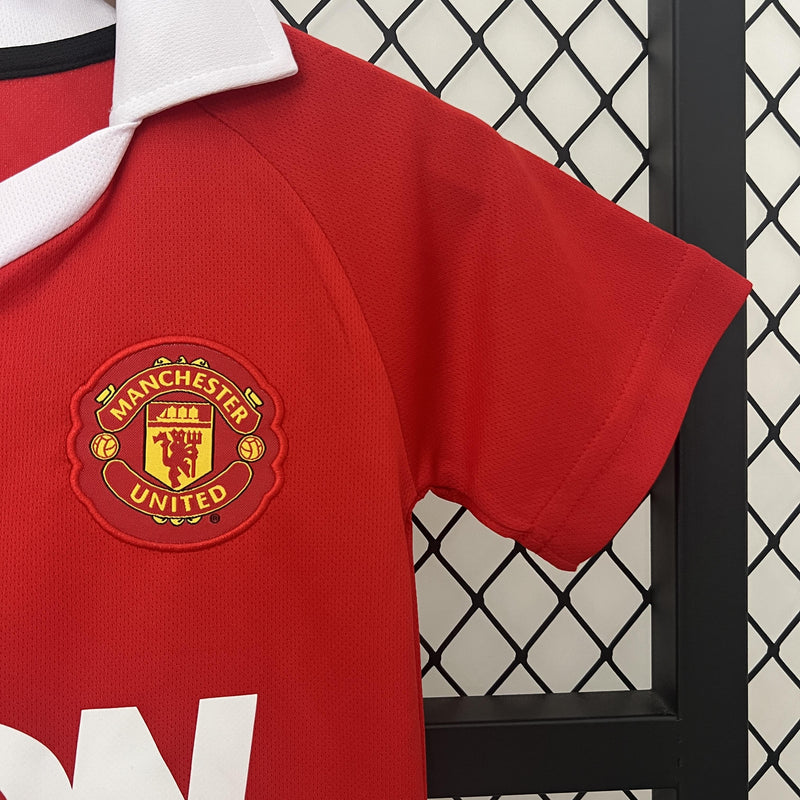Conjunto Infantil Retrô - Manchester United 2010/11 I Home