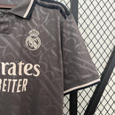 Camisa Real Madrid 2024/25 III Third - Torcedor - Cinza