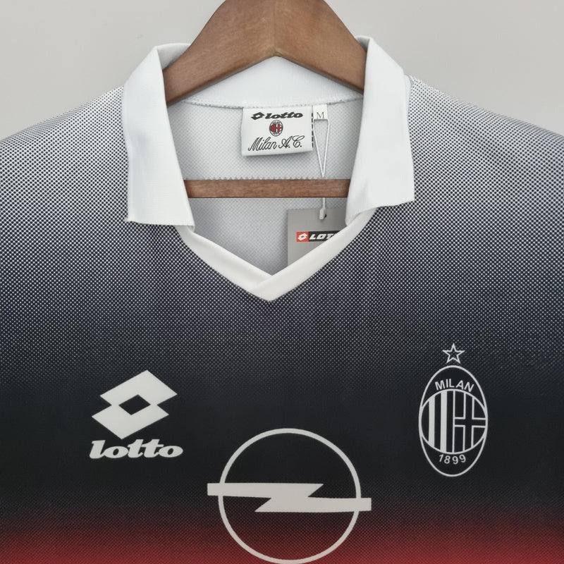 Camisa Retrô Milan 1995/1996 Preta e Branca