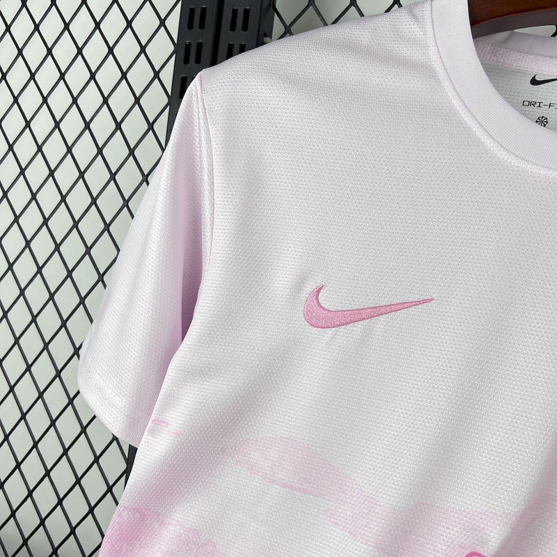 Camisa Brasil Edição Especial Cristo Redentor - Torcedor - Rosa