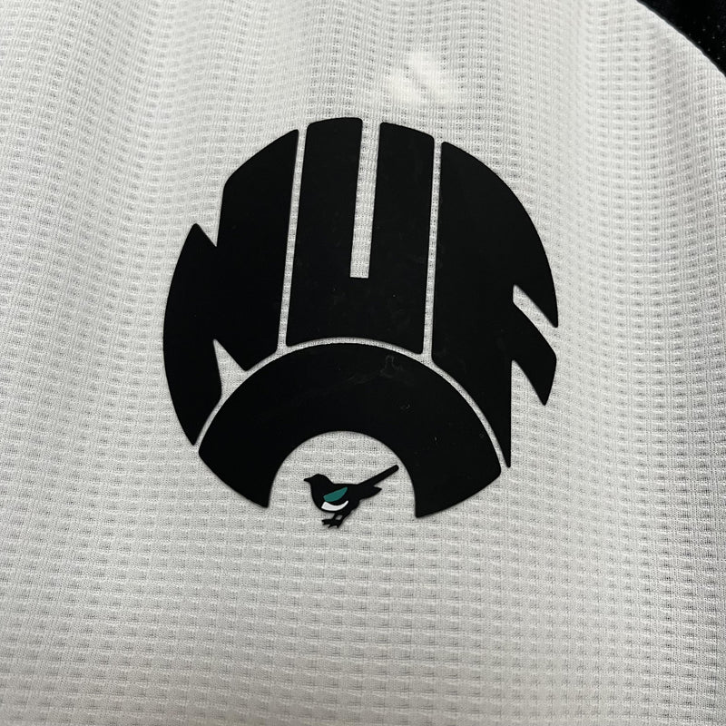 Camisa Newcastle 2024/25 III Third - Torcedor - Branca