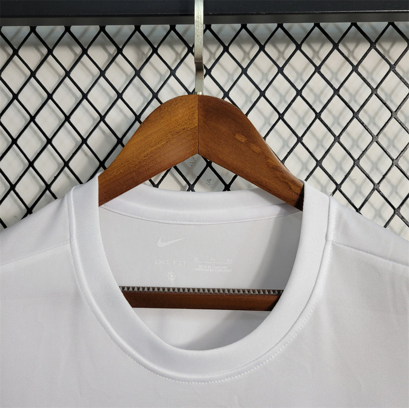 Camisa Frankfurt 23/24 Edição Especial - Torcedor - Branca