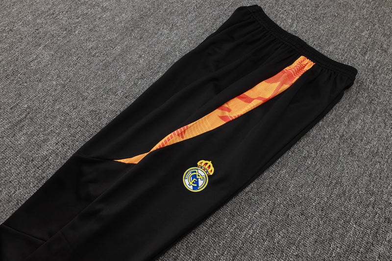 24/25 Conjunto Treino Real Madrid - Frio Zíper Curto - Branco com Laranja