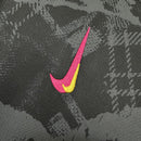 Camisa Chelsea 2024/25 III Third - Torcedor - Preta e Rosa