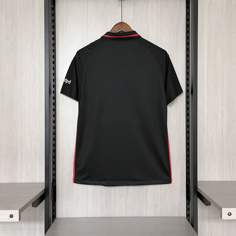 Camisa Frankfurt 2022/23 II Away - Torcedor - Preta