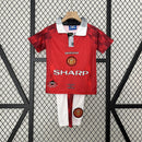 Conjunto Infantil Retrô - Manchester United 1996/97 I Home